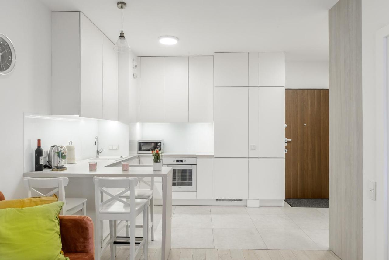 ורשה Lumina Luxury Apartments In Mennica Residence מראה חיצוני תמונה