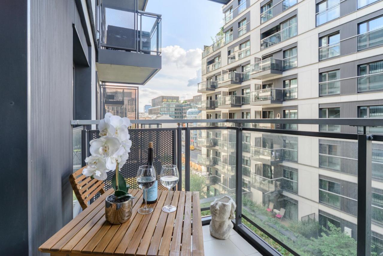 ורשה Lumina Luxury Apartments In Mennica Residence מראה חיצוני תמונה