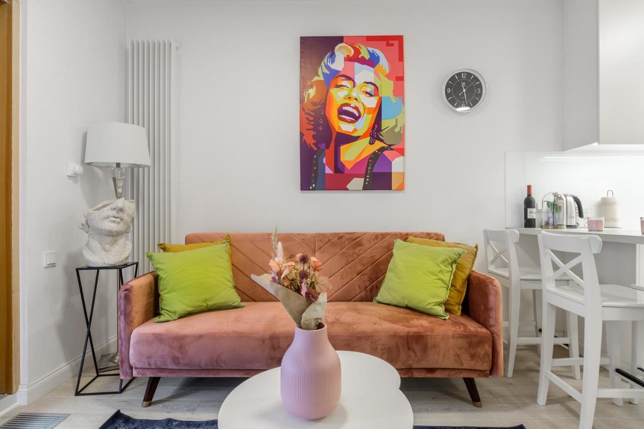 ורשה Lumina Luxury Apartments In Mennica Residence מראה חיצוני תמונה