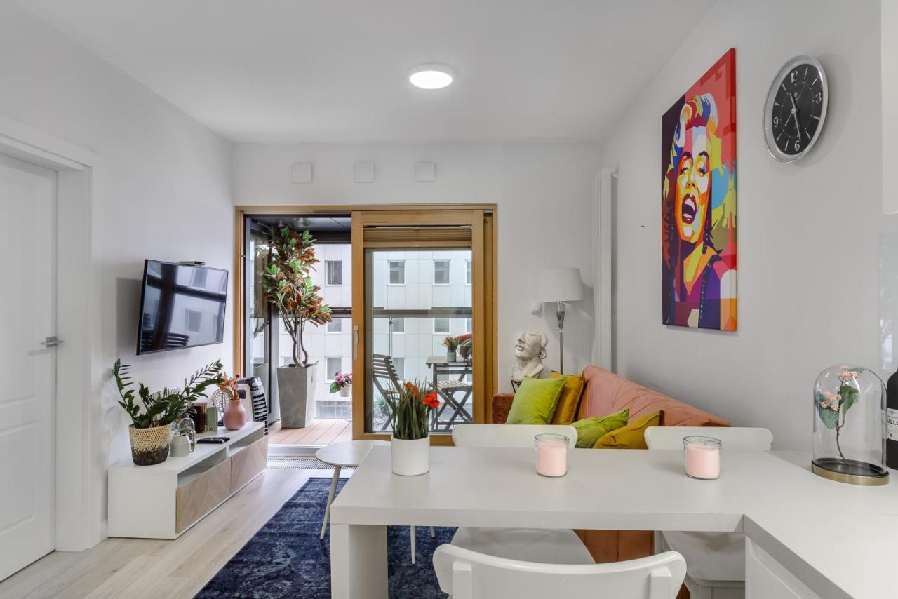 ורשה Lumina Luxury Apartments In Mennica Residence מראה חיצוני תמונה