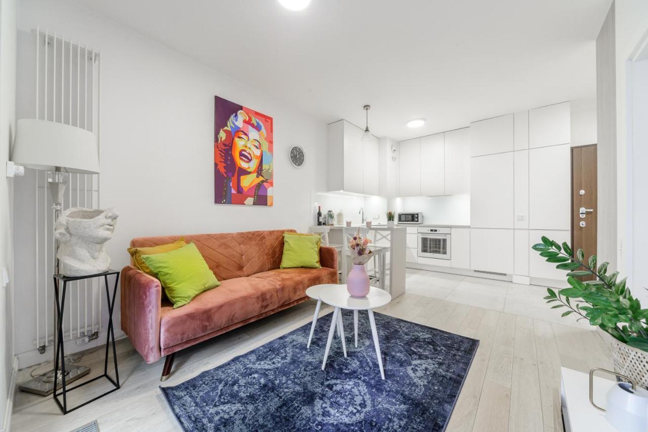 ורשה Lumina Luxury Apartments In Mennica Residence מראה חיצוני תמונה